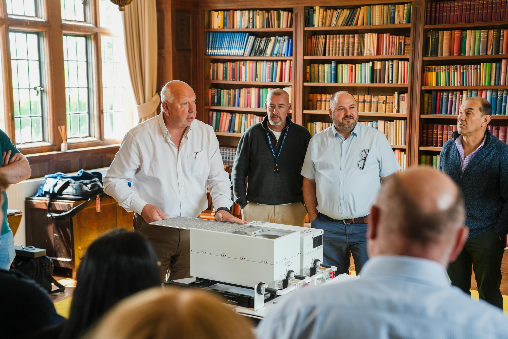 David Melville presents a demo of the SpacePath TWTA redundancy system